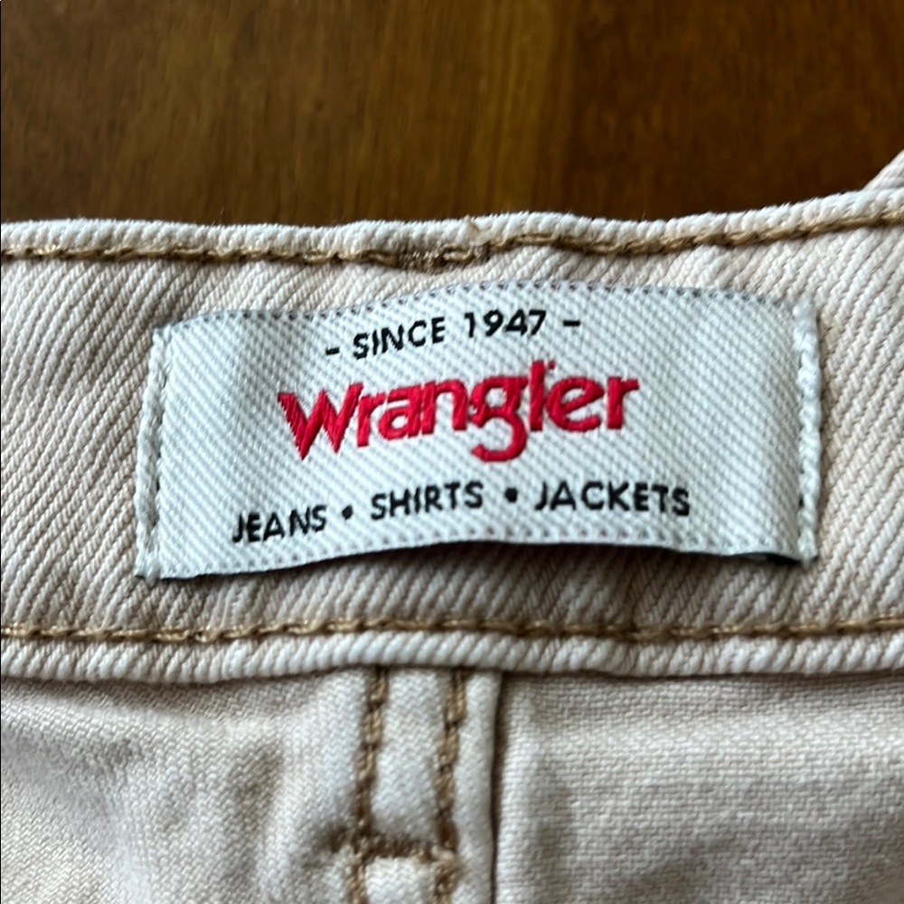 Wrangler 30x32 Flare Jeans - Picture 2 of 5